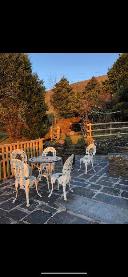 Beautiful Secluded Farmhouse With Hot Tub Villa Barmouth Exterior photo